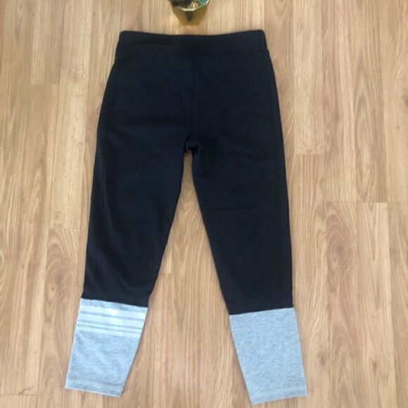 UNDER ARMOUR Leggings w/ Reflective Stripes - Picture 7 of 7